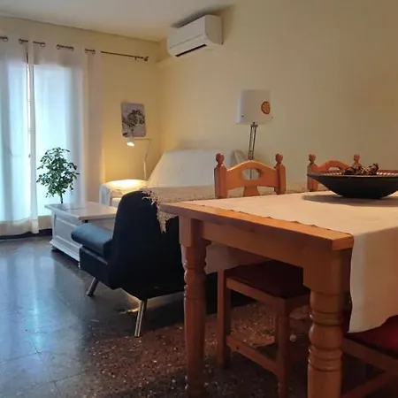 Piso Con Piscina Comunitaria Y Terraza Con Vistas アパート トッサ・デ・マール