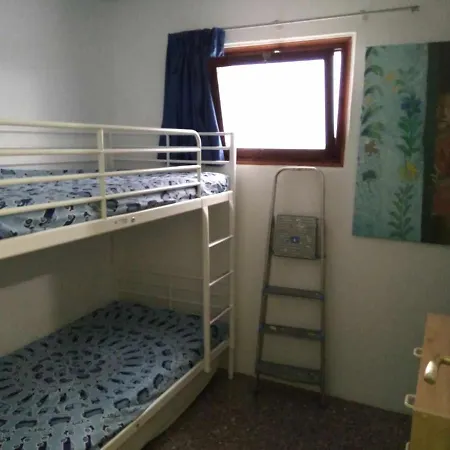 Apartamento 6 Personas Cerca De La Estación De Autobuses *