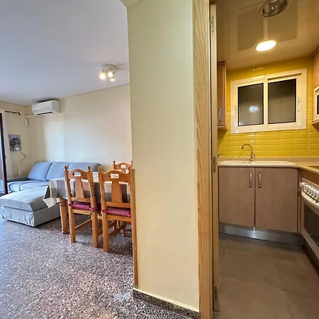 Miramar - Piso Con Piscina Comunitaria Con Vistas *