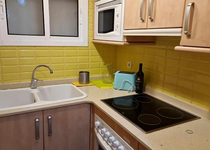 Miramar - Piso Con Piscina Comunitaria Con Vistas 아파트