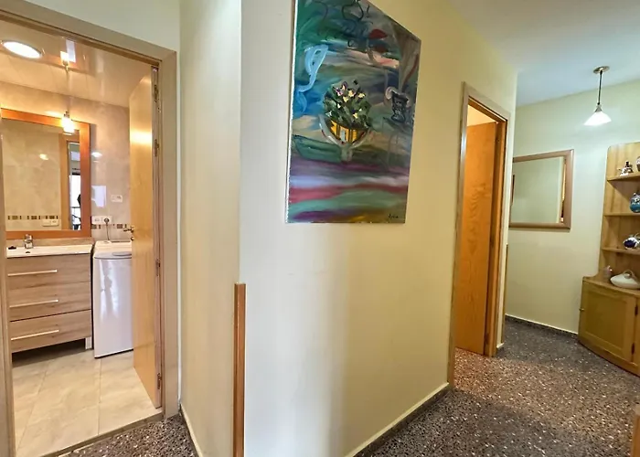 Miramar - Piso Con Piscina Comunitaria Con Vistas